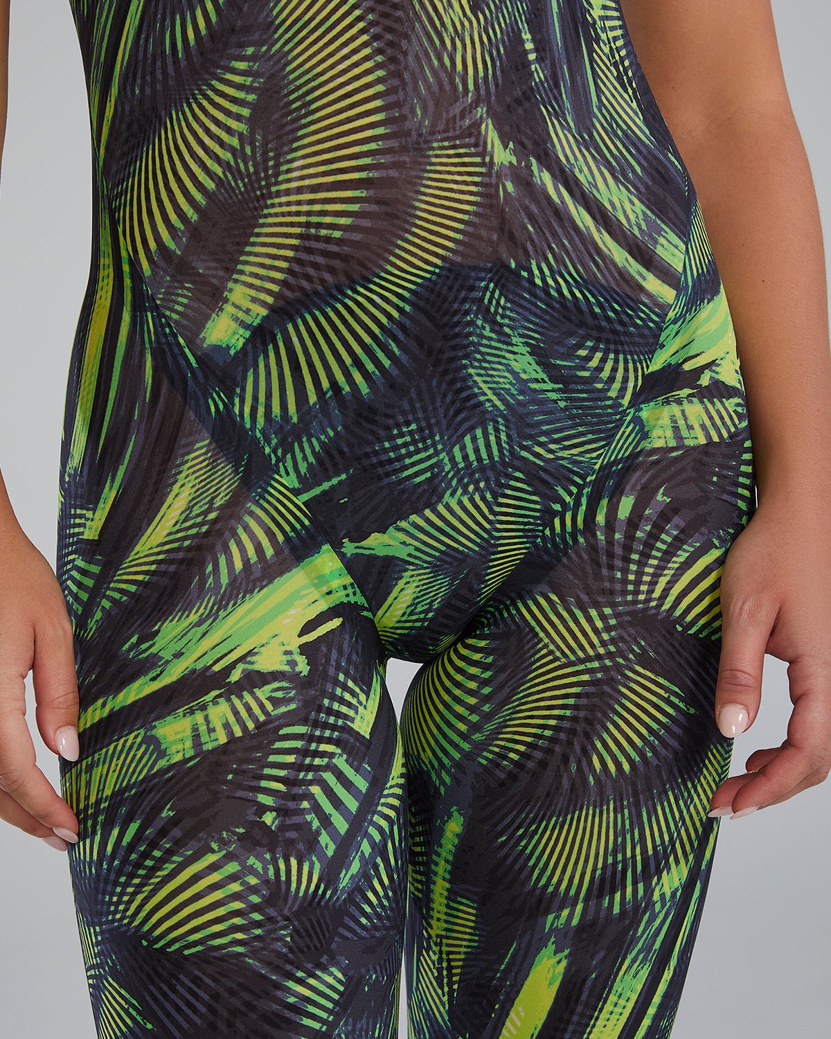 ::009 Black/Lime