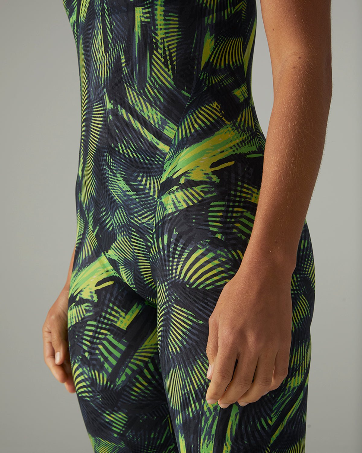 ::009 Black/Lime