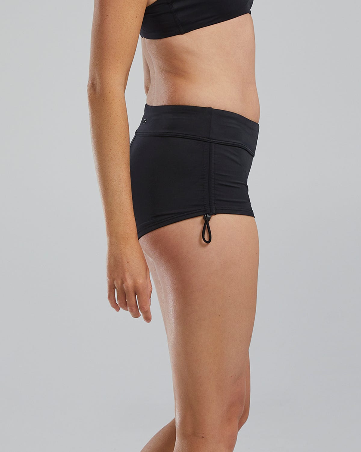 ::001 Black