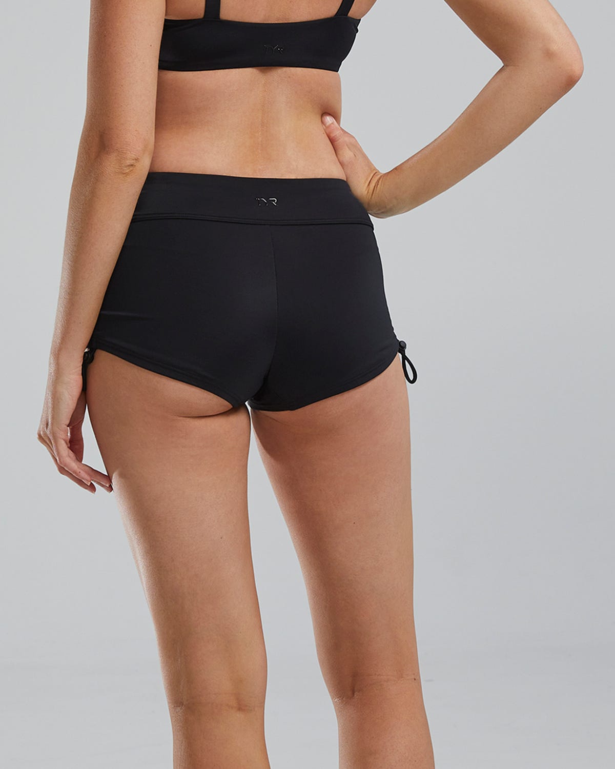 ::001 Black