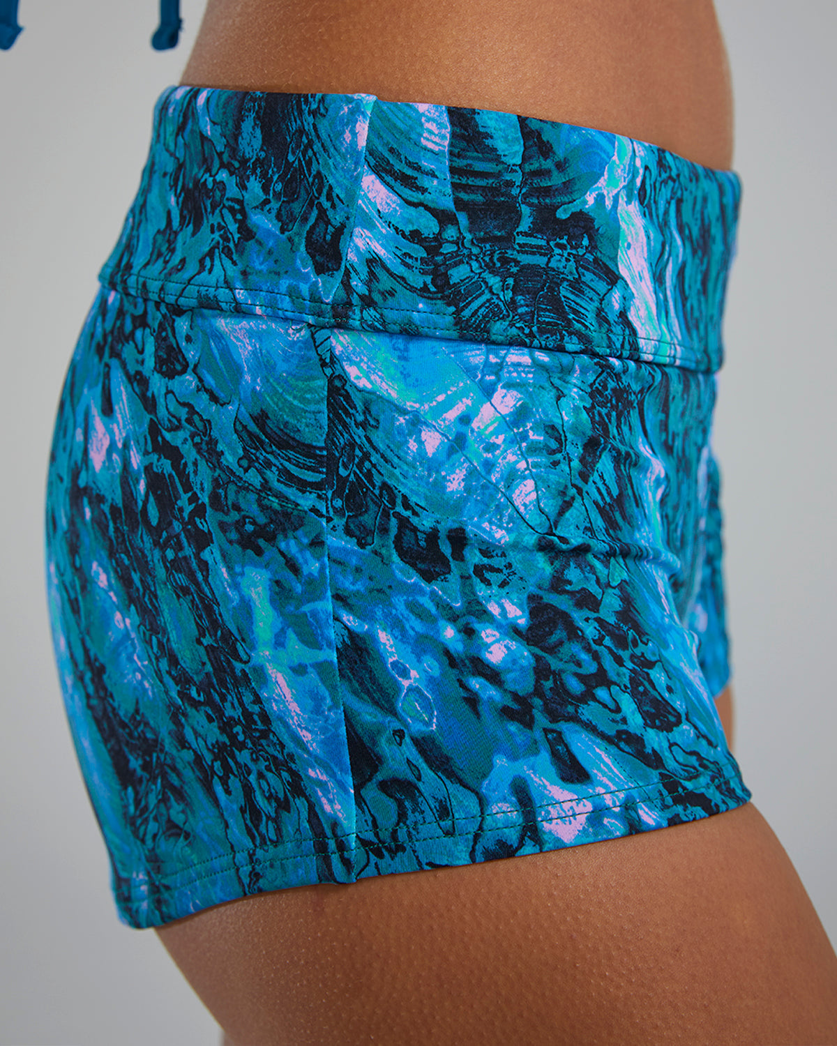 ::487 Blue/Green