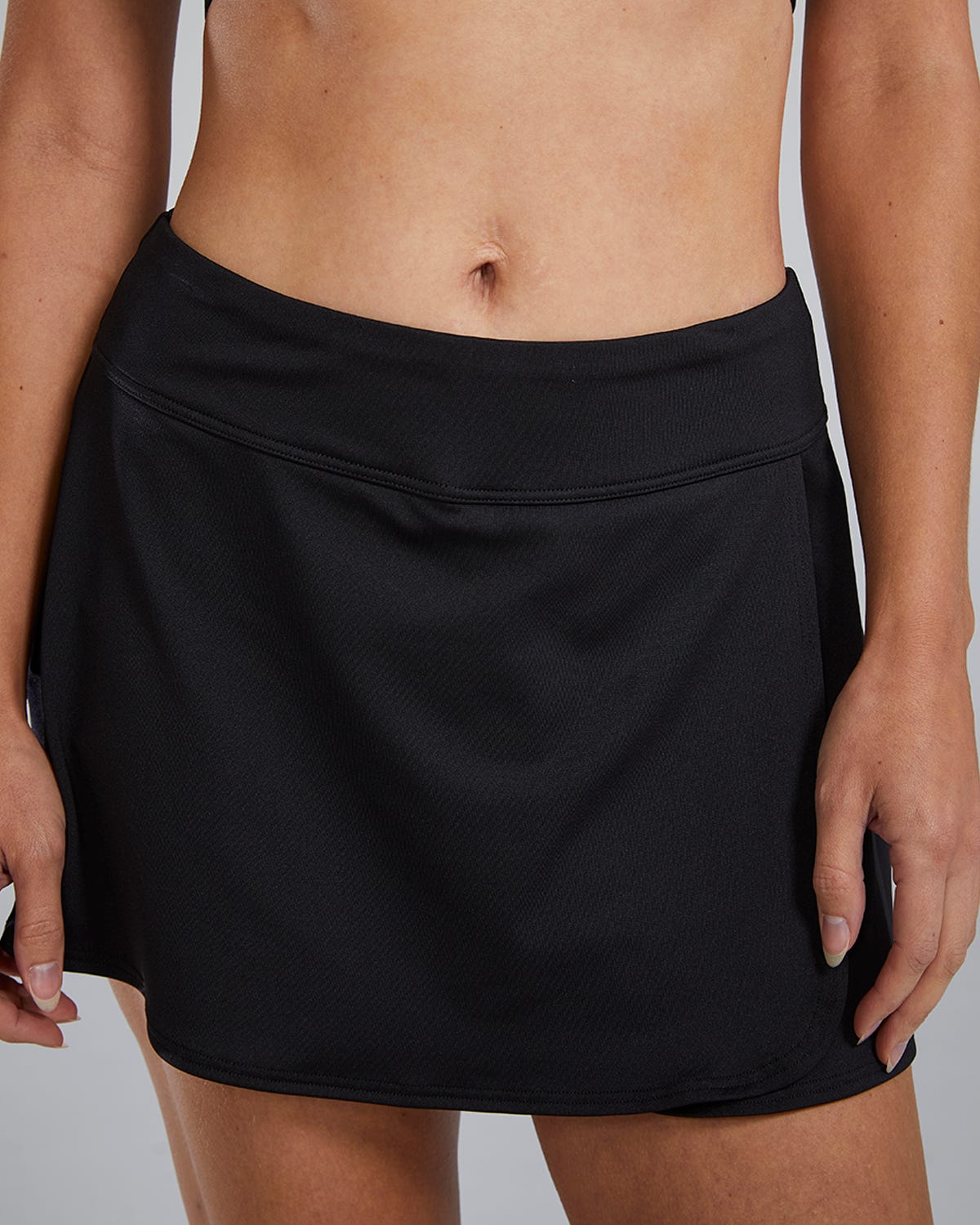 ::001 Black