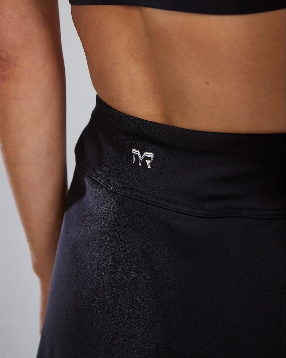 ::001 Black