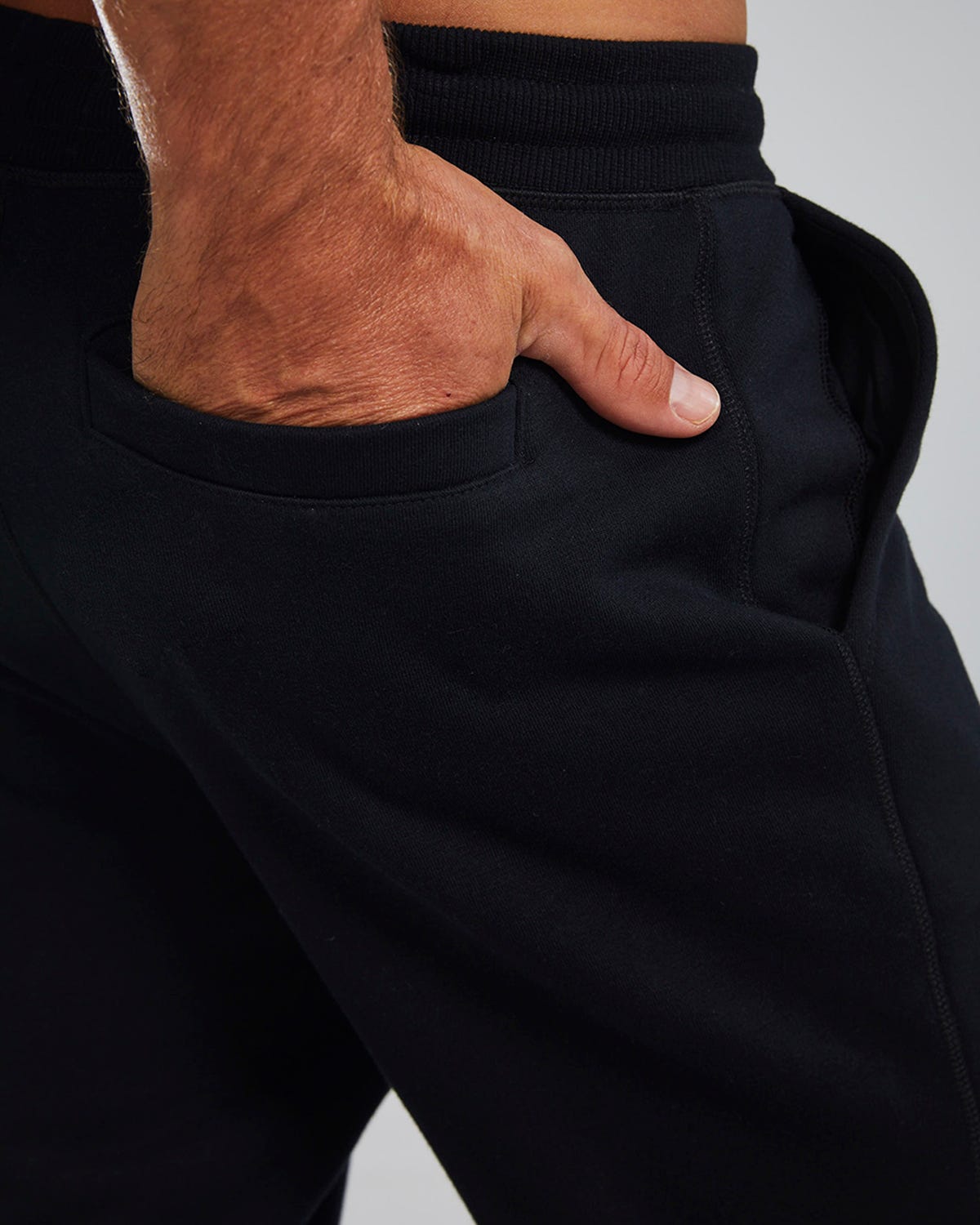 ::001 Black