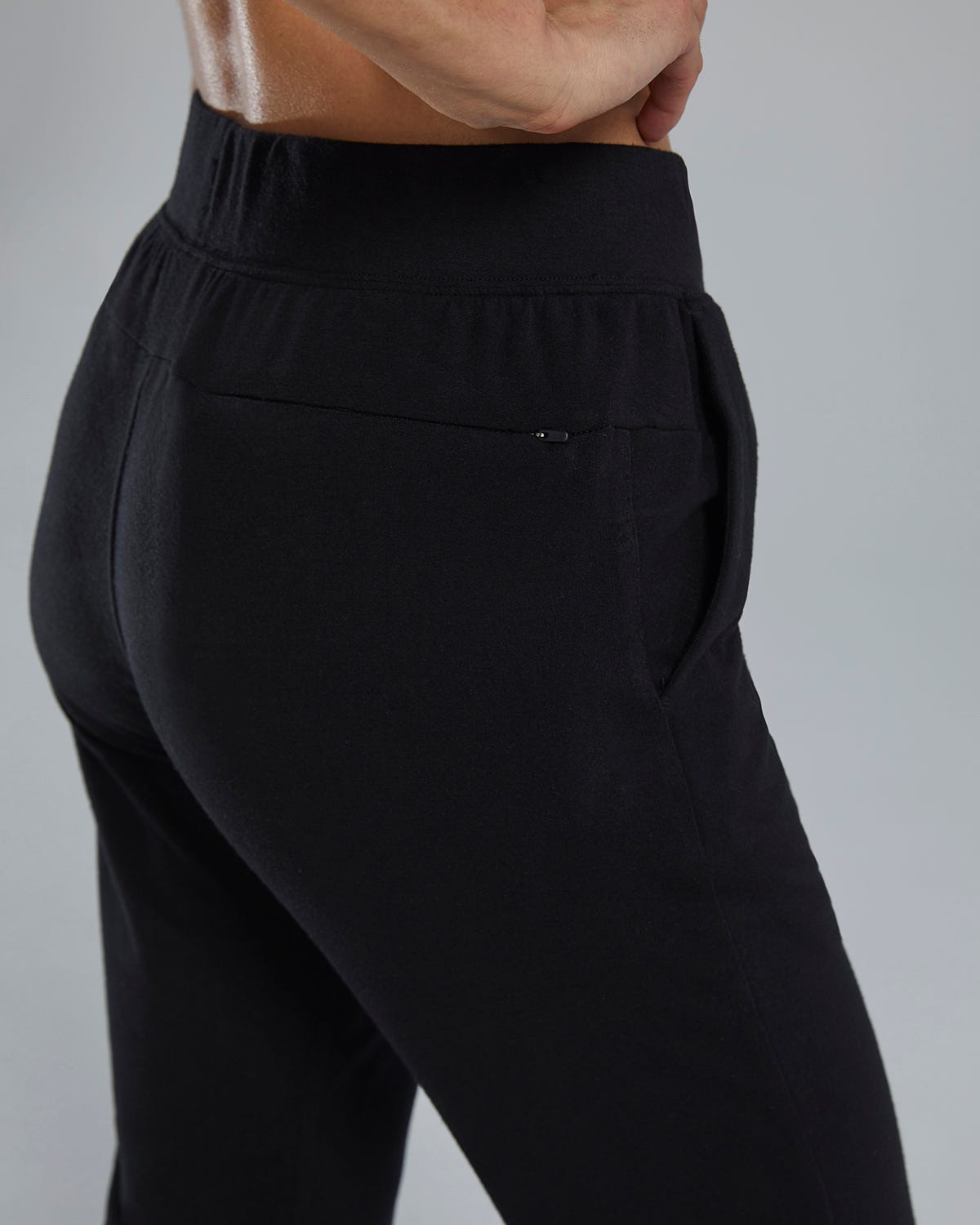 ::001 Black