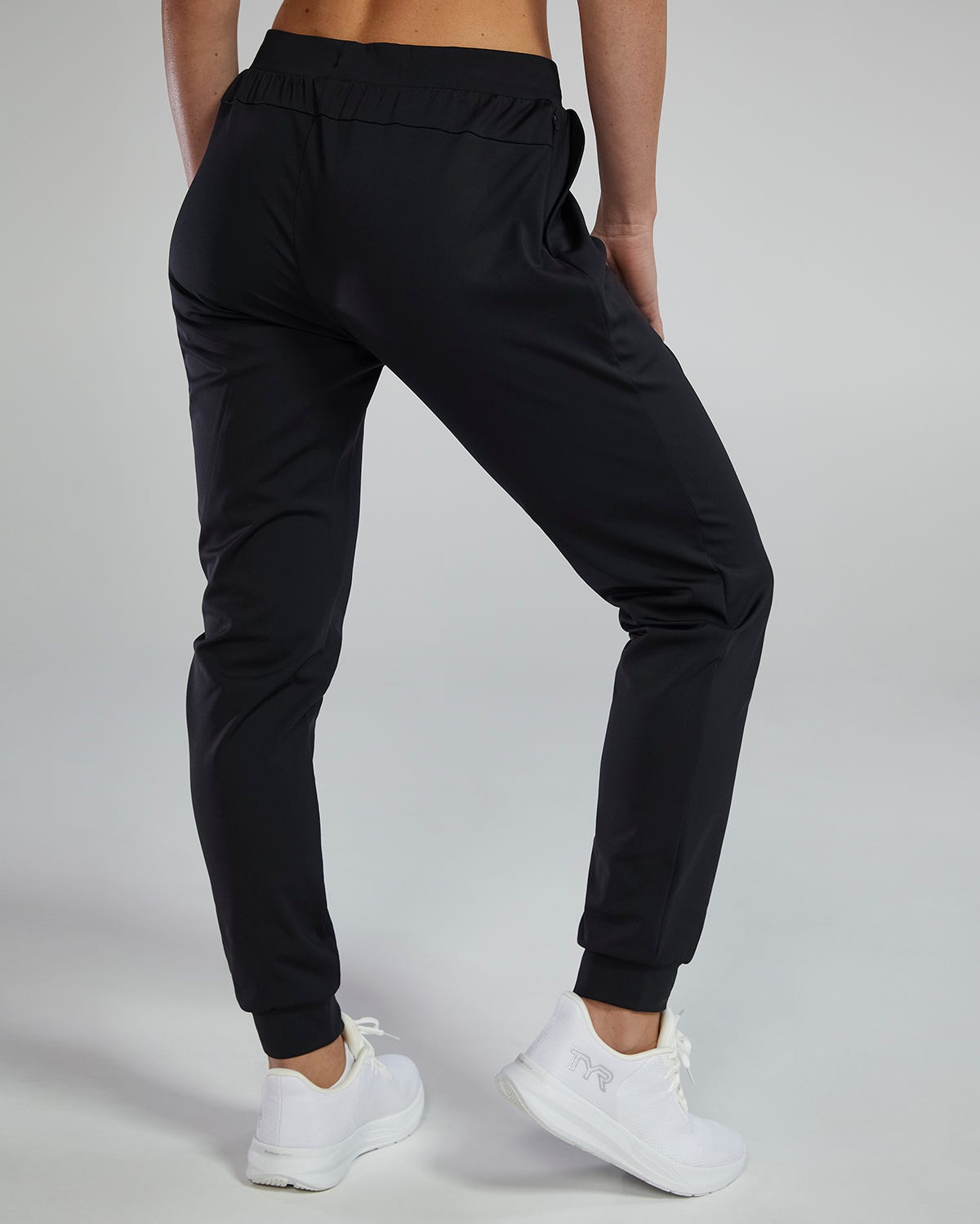 ::001 Black