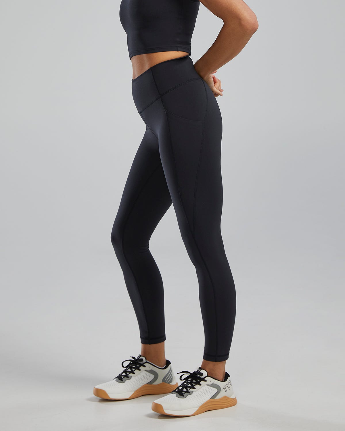::001 Black