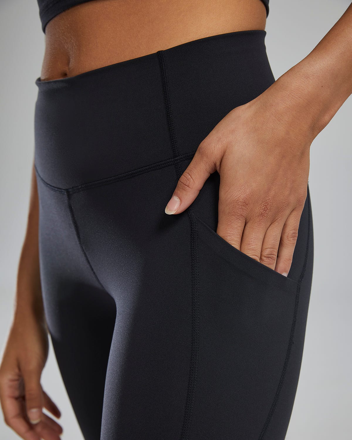 ::001 Black