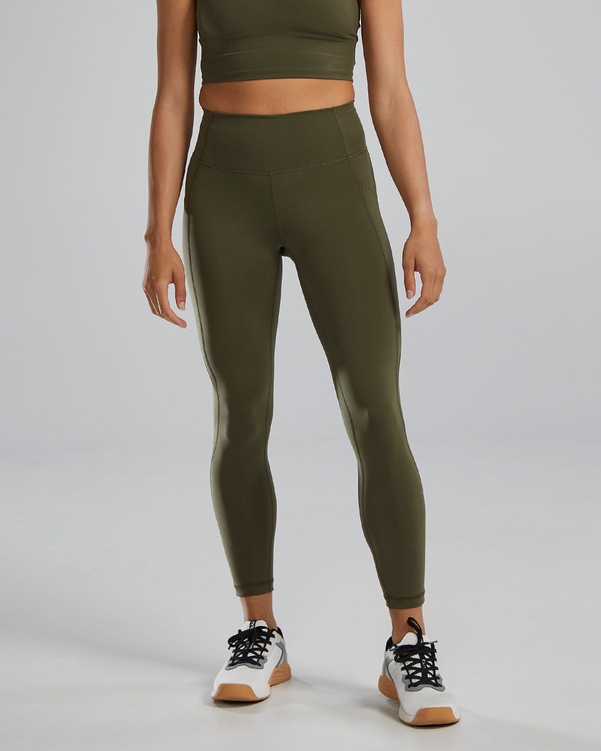 ::932 Olive Night