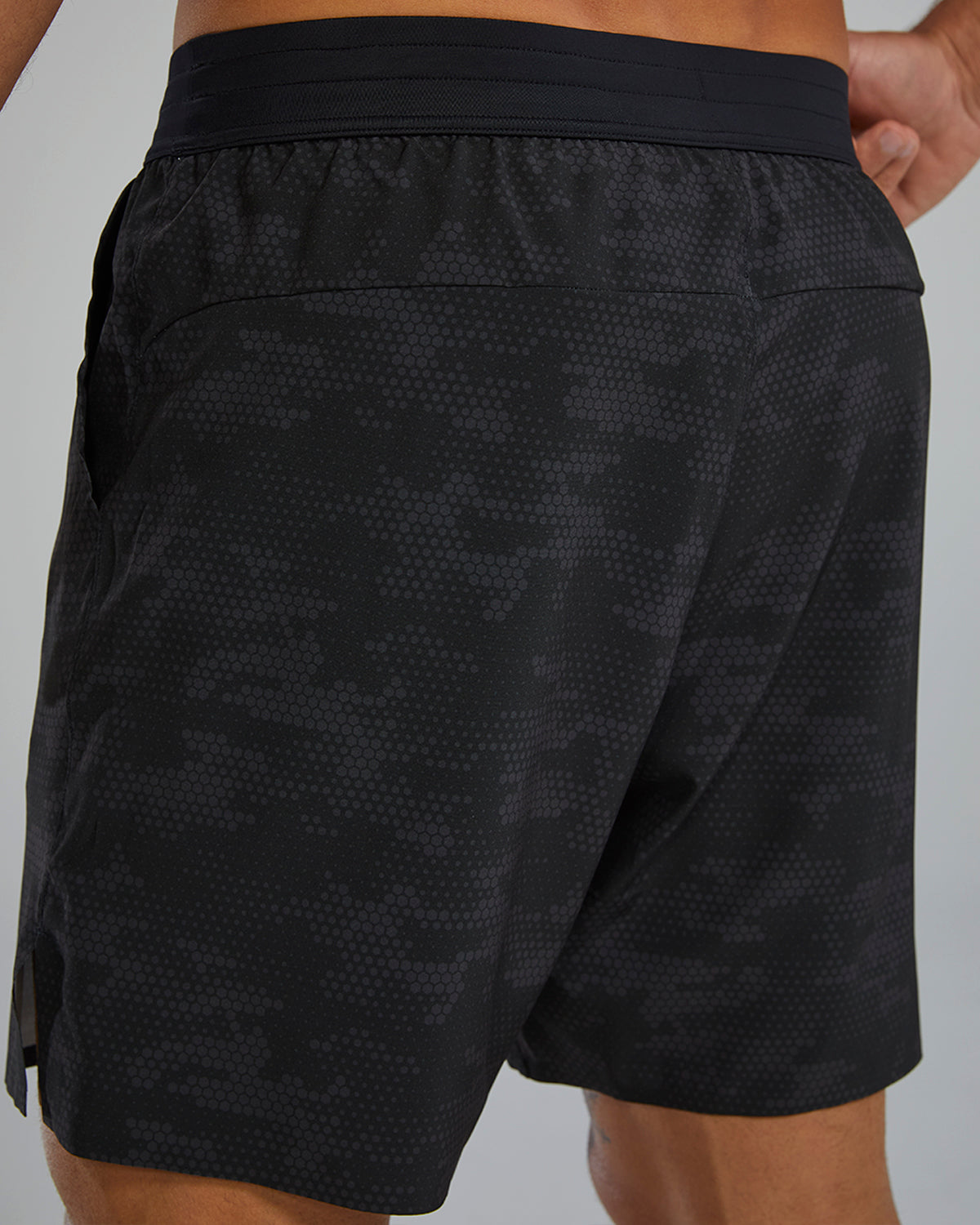 ::003 Onyx