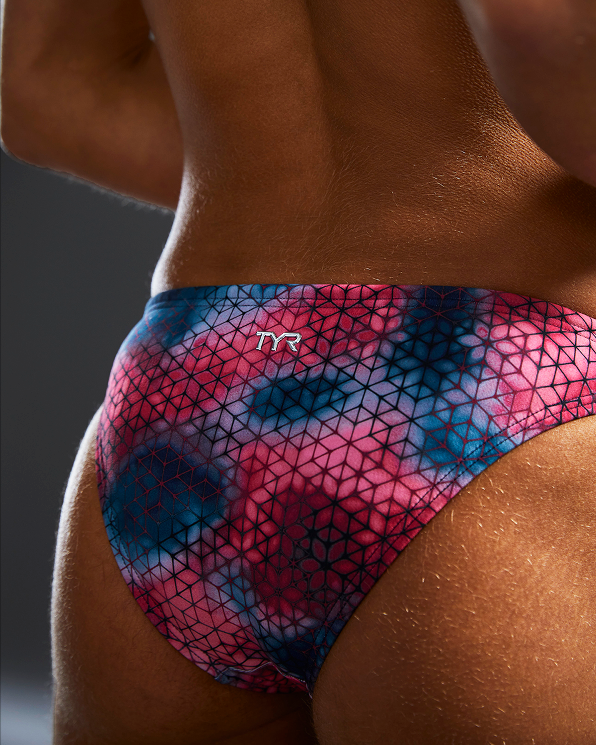 ::611 Red/Multi