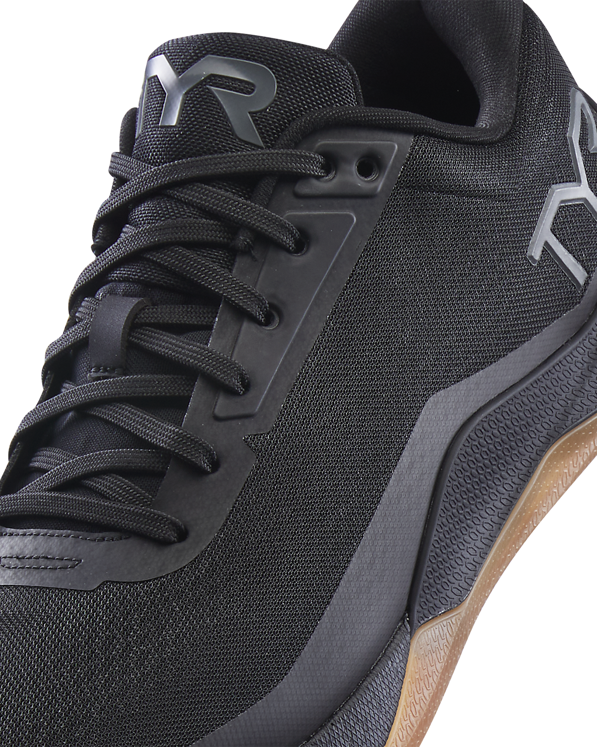 ::544 Black/Gum