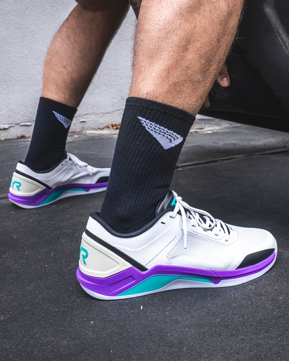 ::143 White/Grape