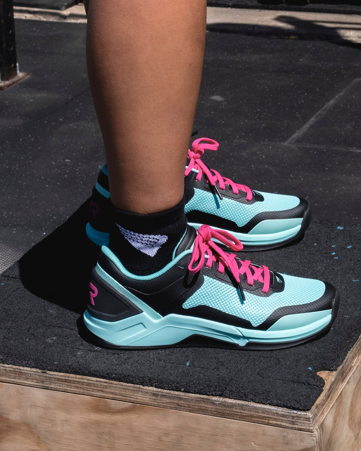 ::567 Turquoise/Pink