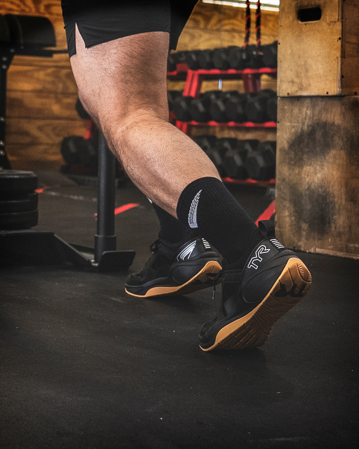 ::544 Black/Gum