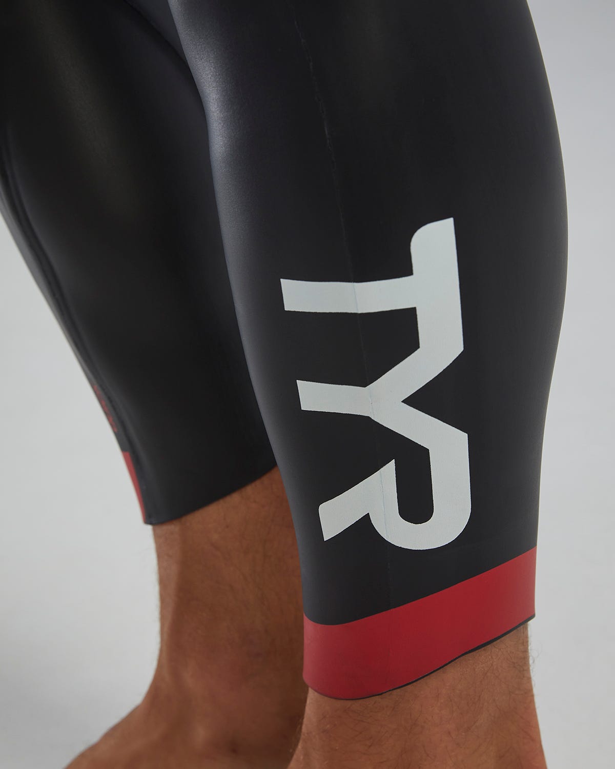 ::717 Silver/Red