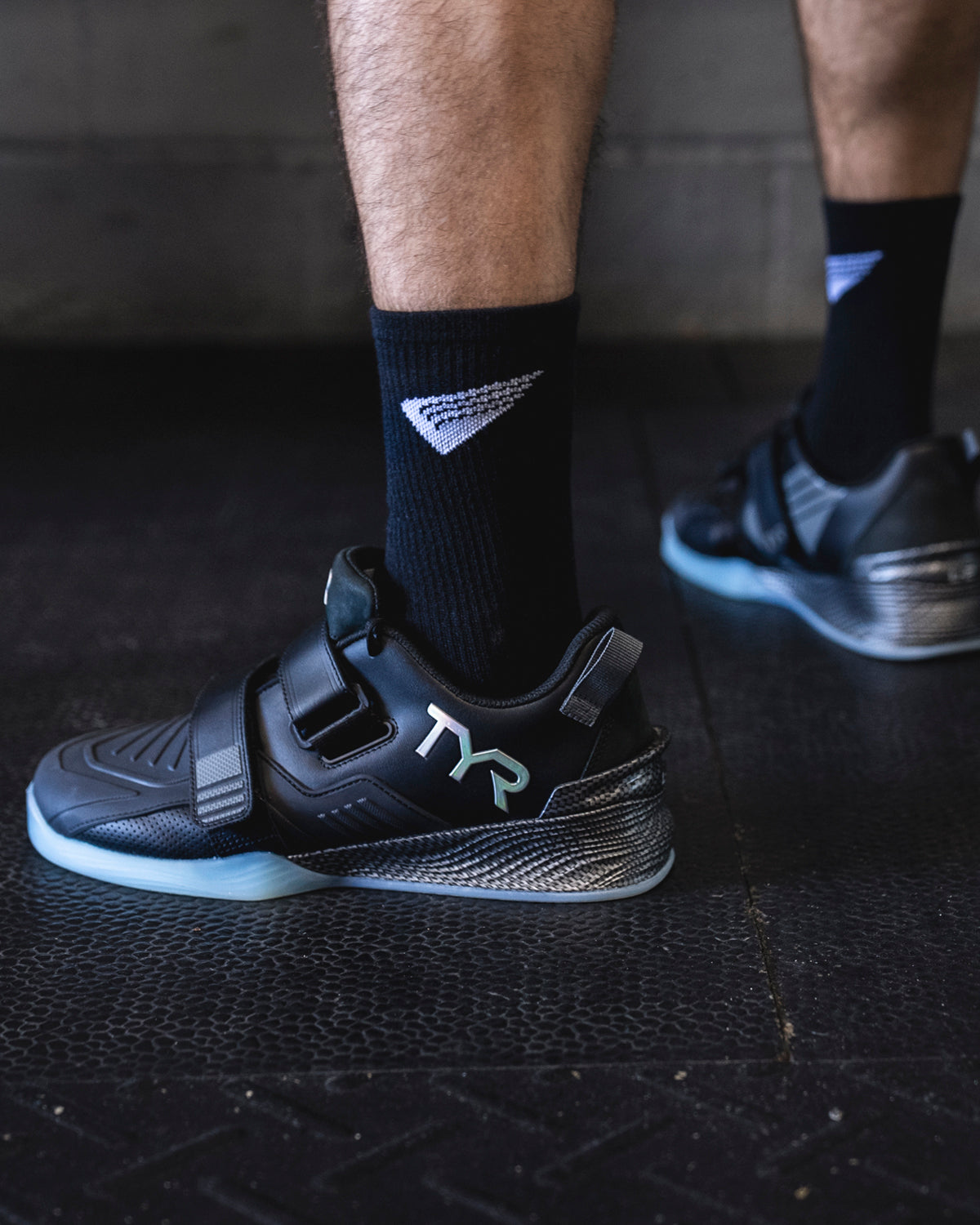 ::005 Carbon/Black