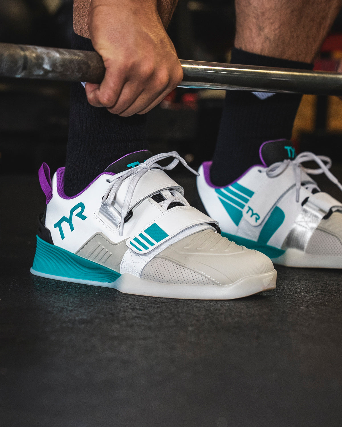 ::143 White/Grape