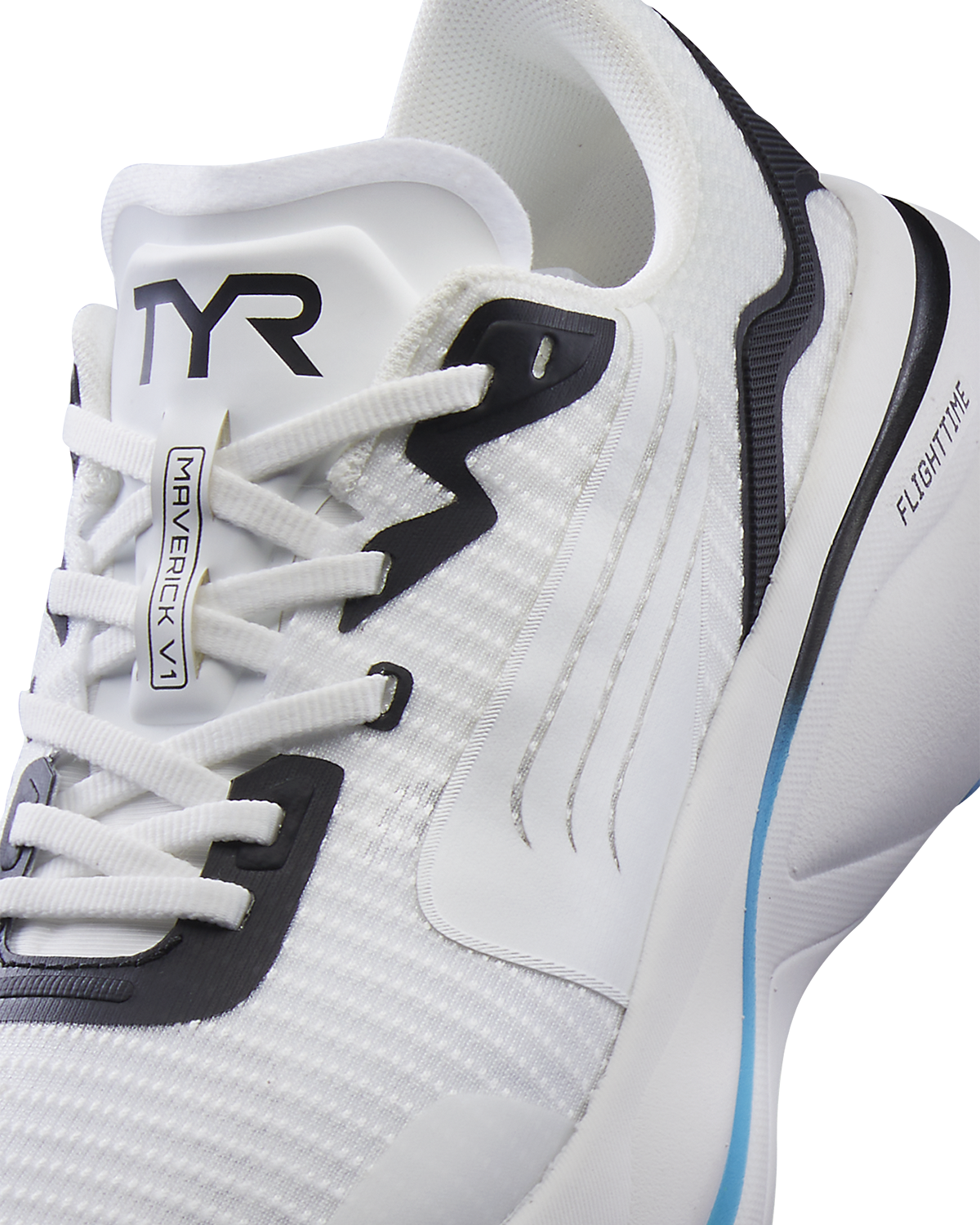 ::114 White/Aqua