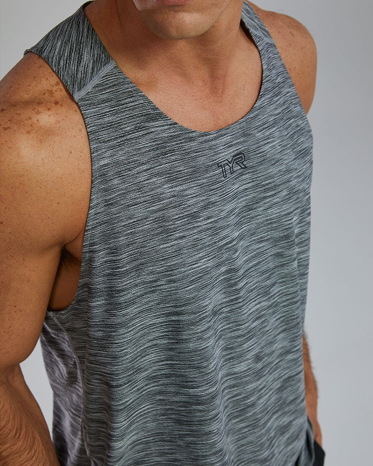 ::252 Heather Grey