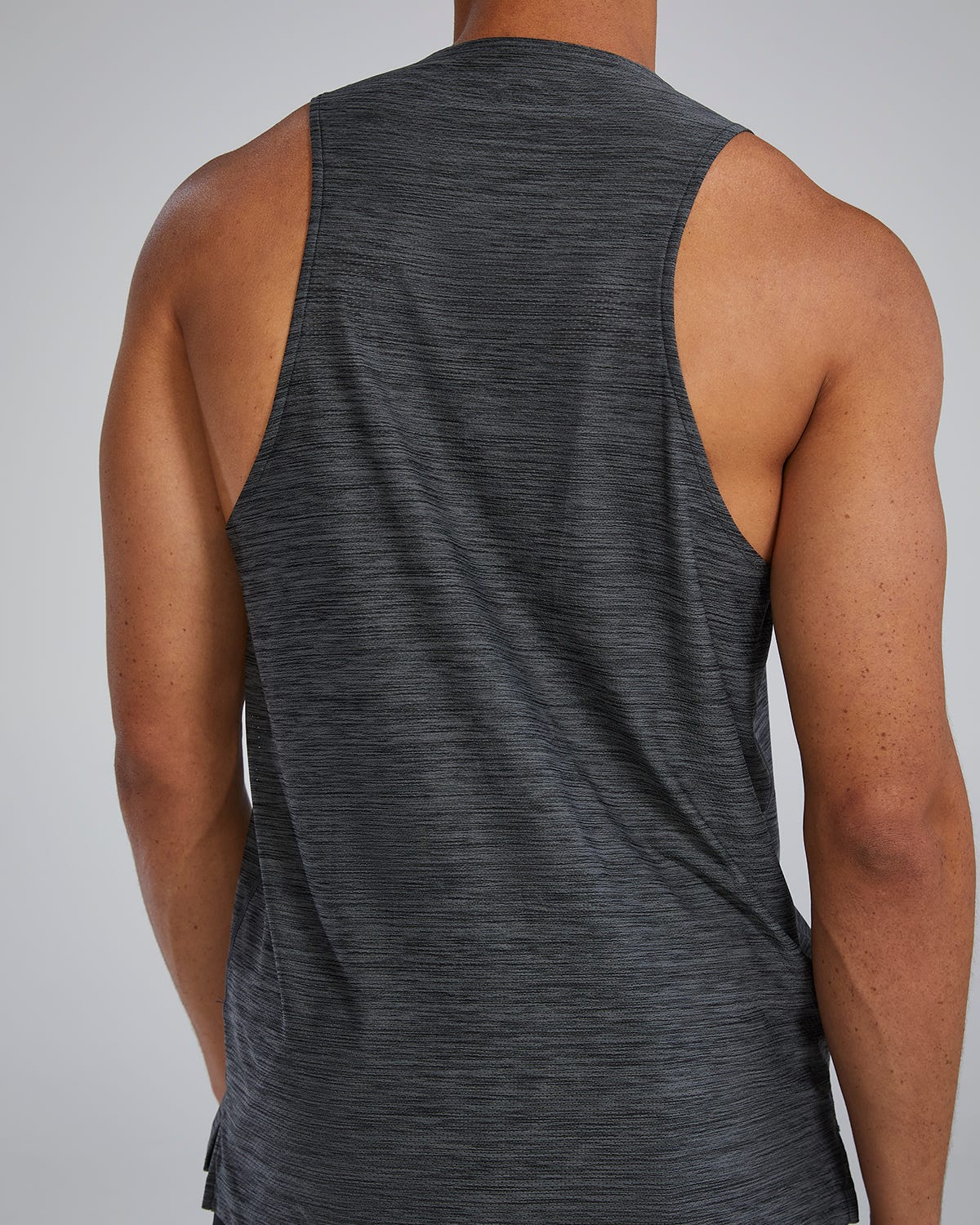 ::905 Dark Grey