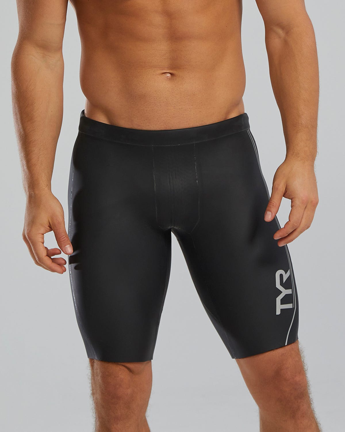 ::043 Silver/Black
