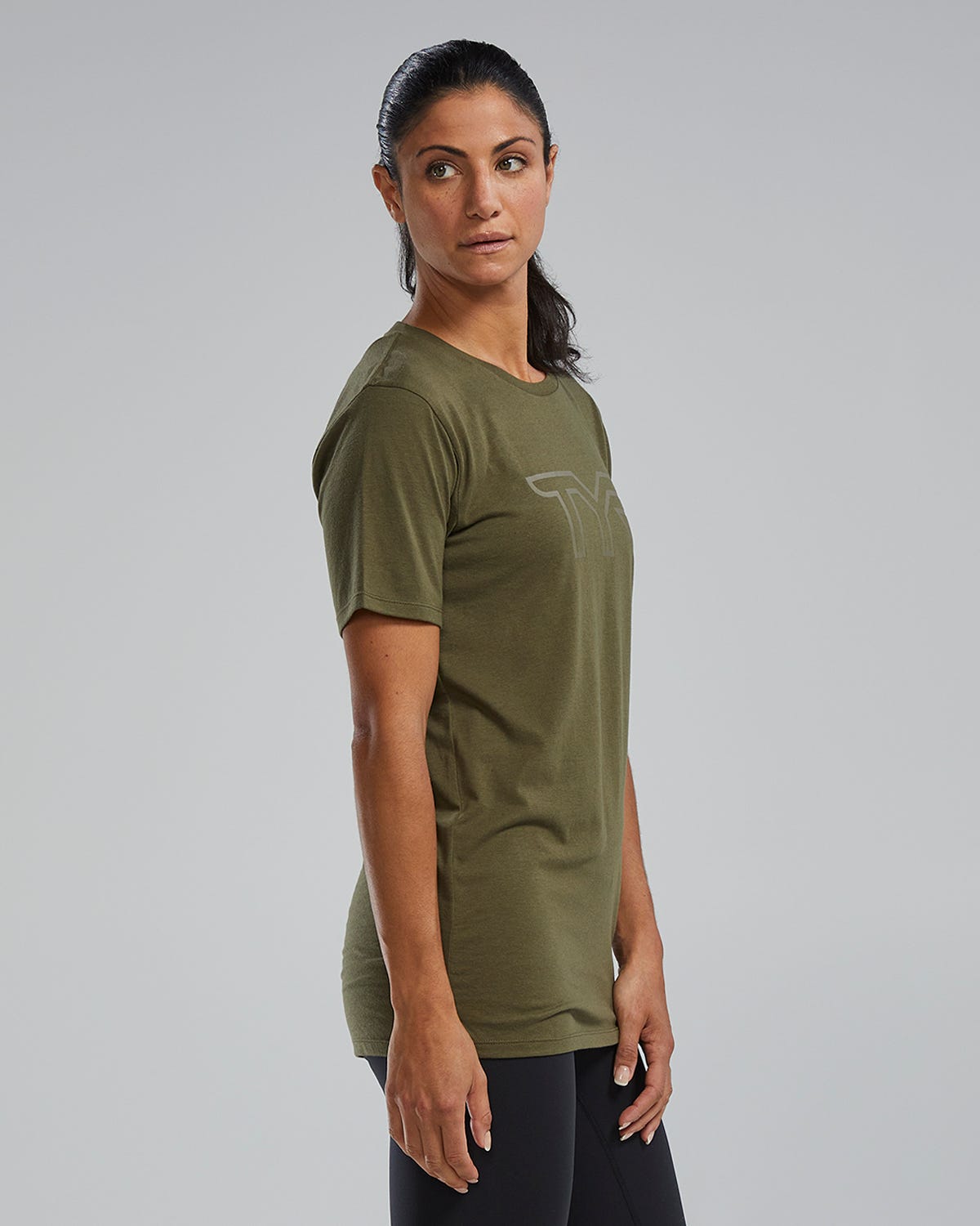 ::932 Olive Night