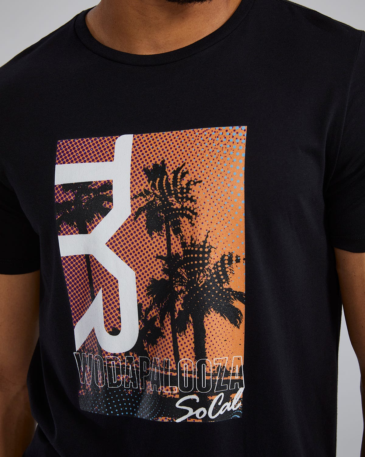 ::001 Black