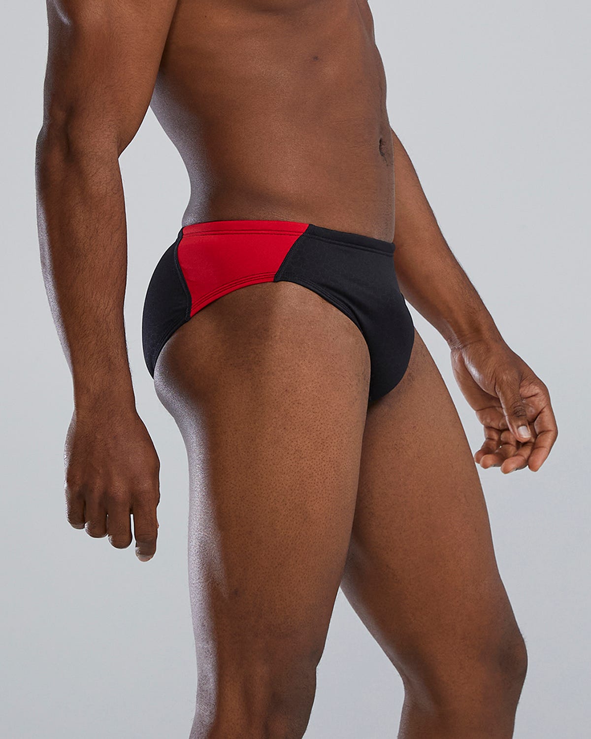 ::002 Black/Red