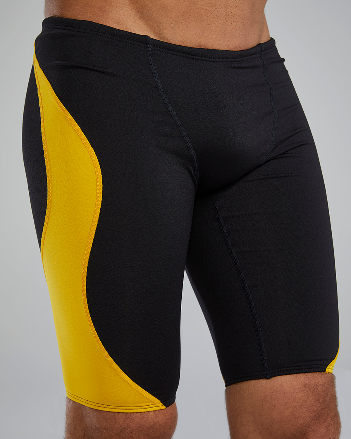 ::008 Blk/Gold
