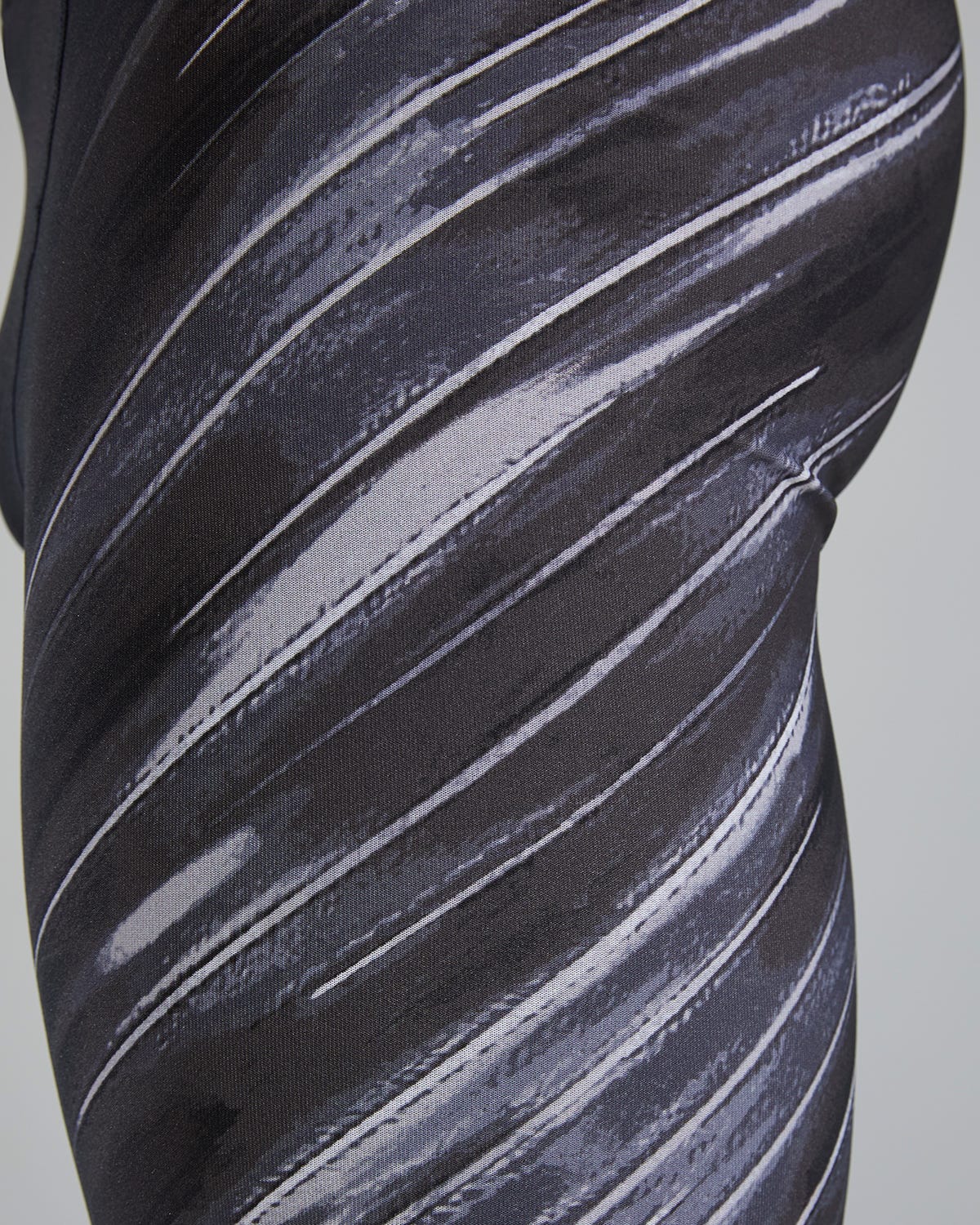 ::140 Titanium