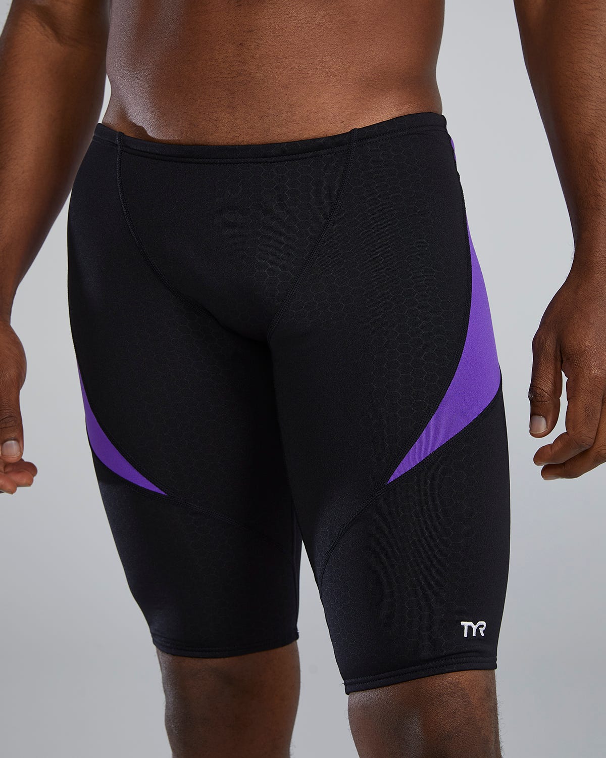 ::068 Black/Purple