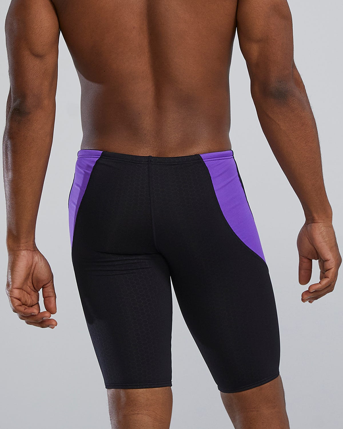::068 Black/Purple