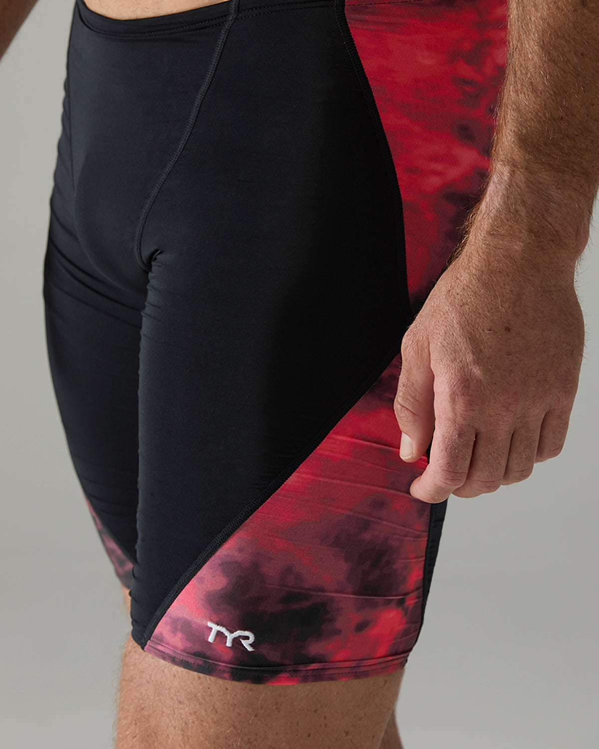 ::610 Red