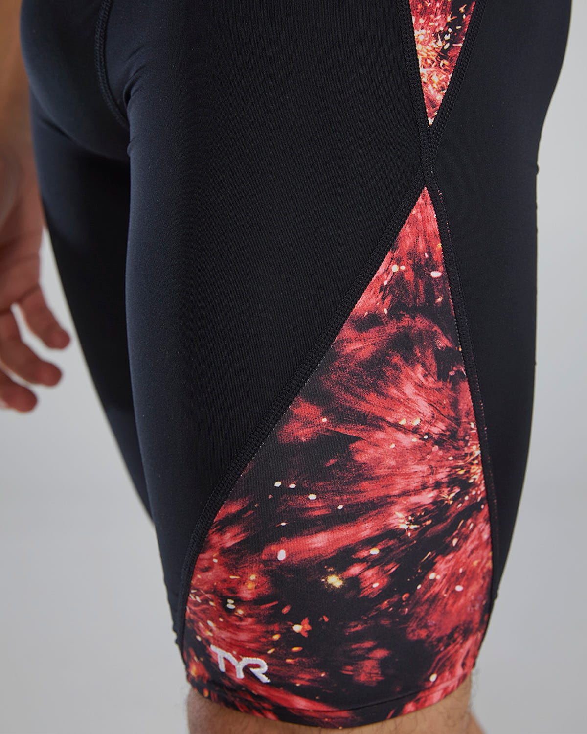::610 Red