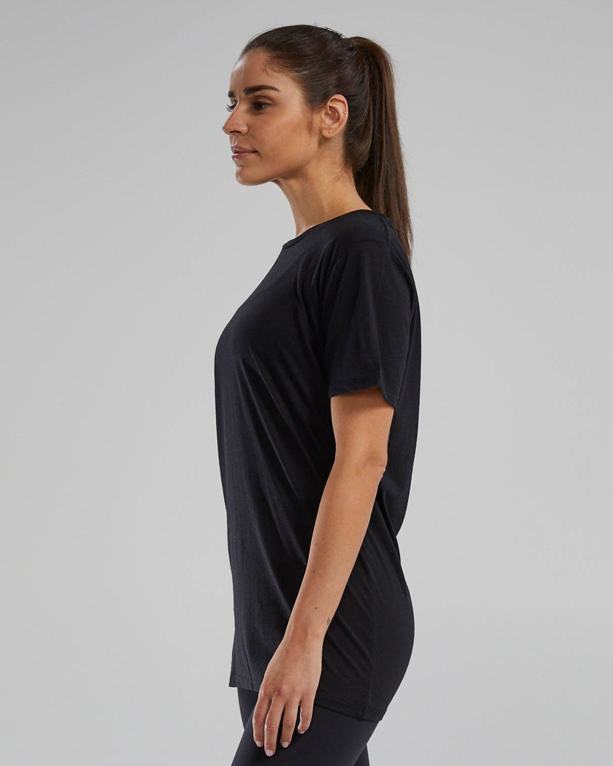 ::001 Black