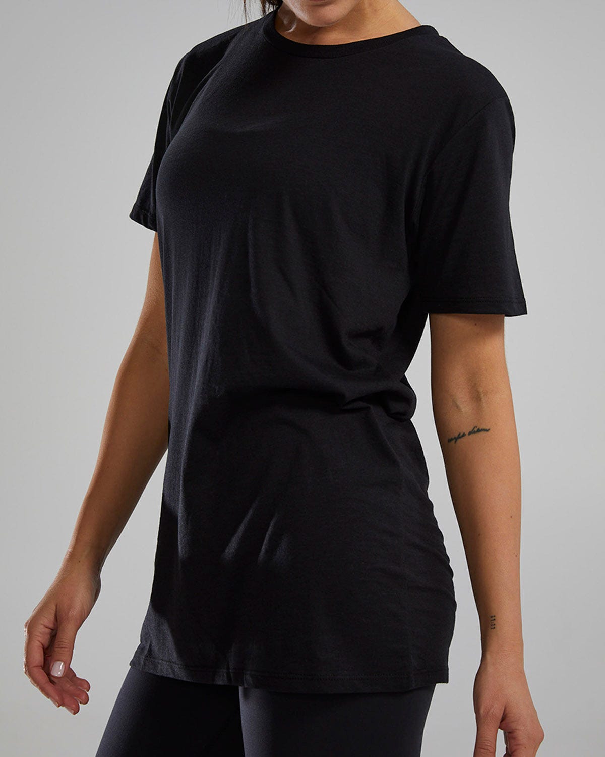 ::001 Black