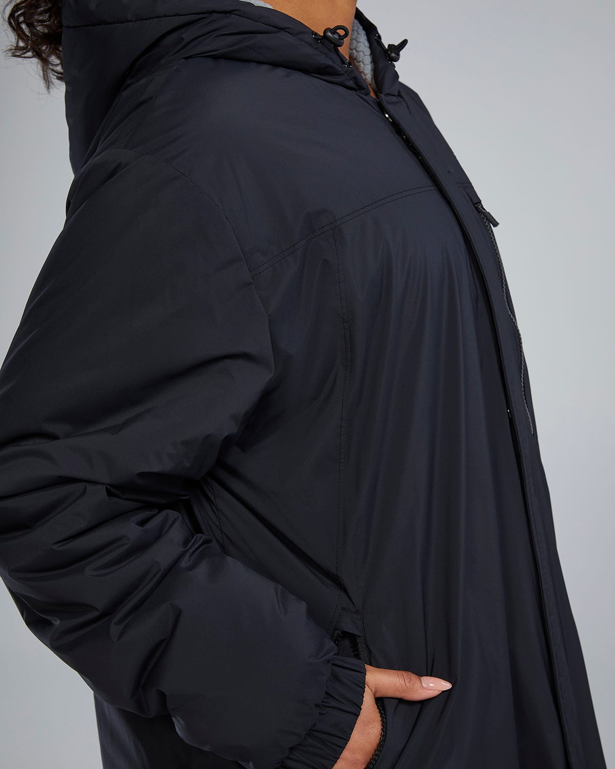 ::001 Black