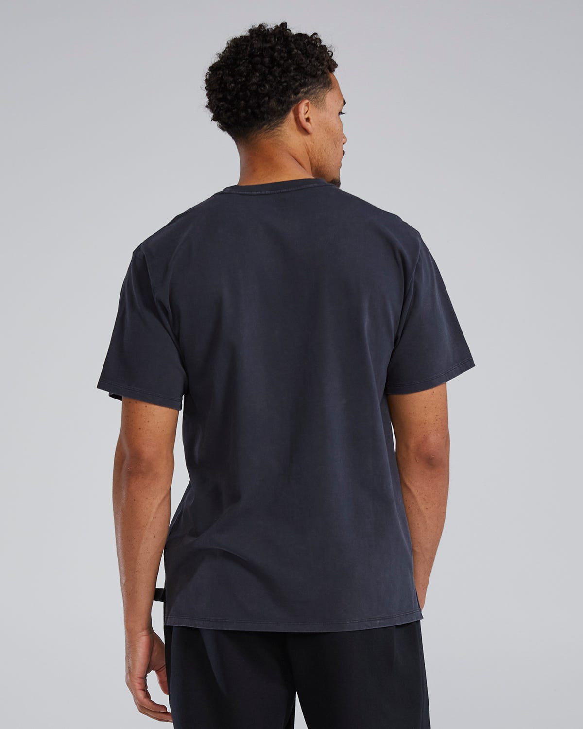::001 Black