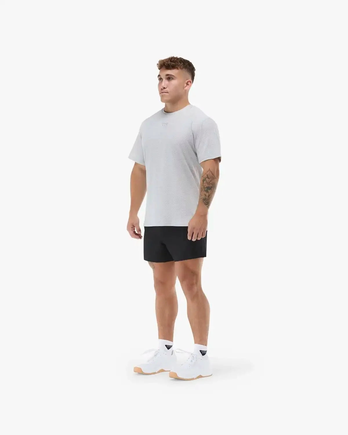 ::135 White/Gray