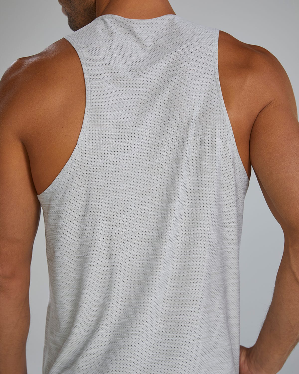 ::135 White/Gray