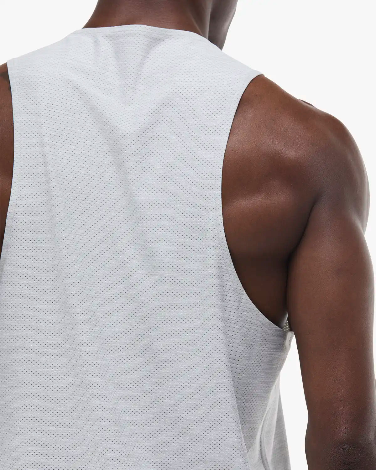 ::135 White/Gray