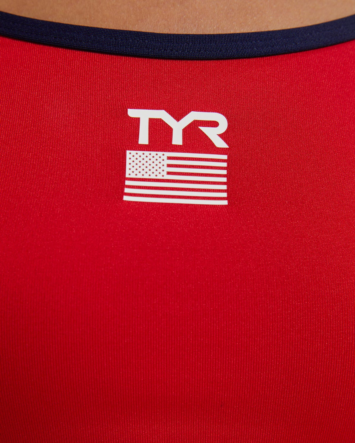 ::642 Red/Navy