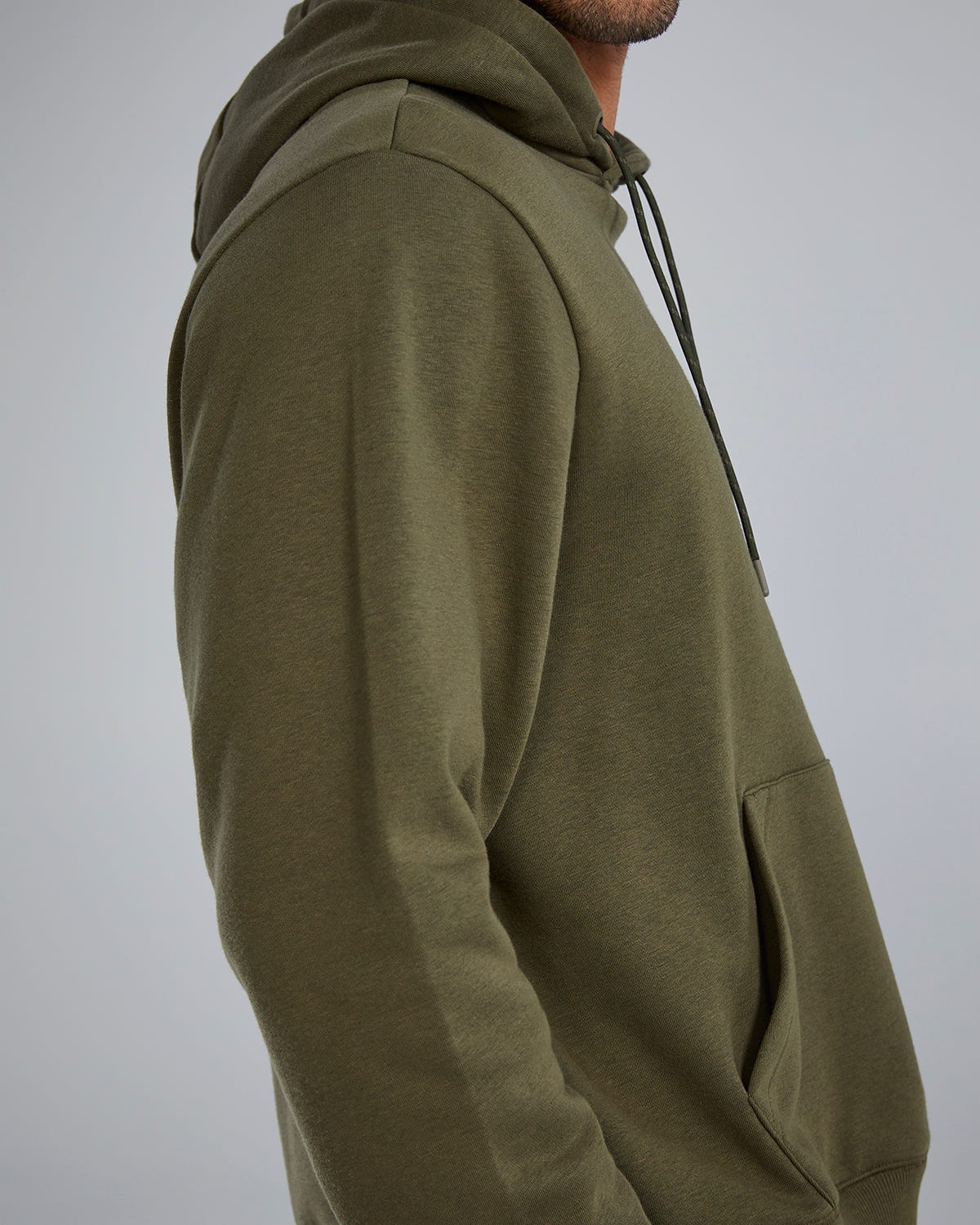::932 Olive Night