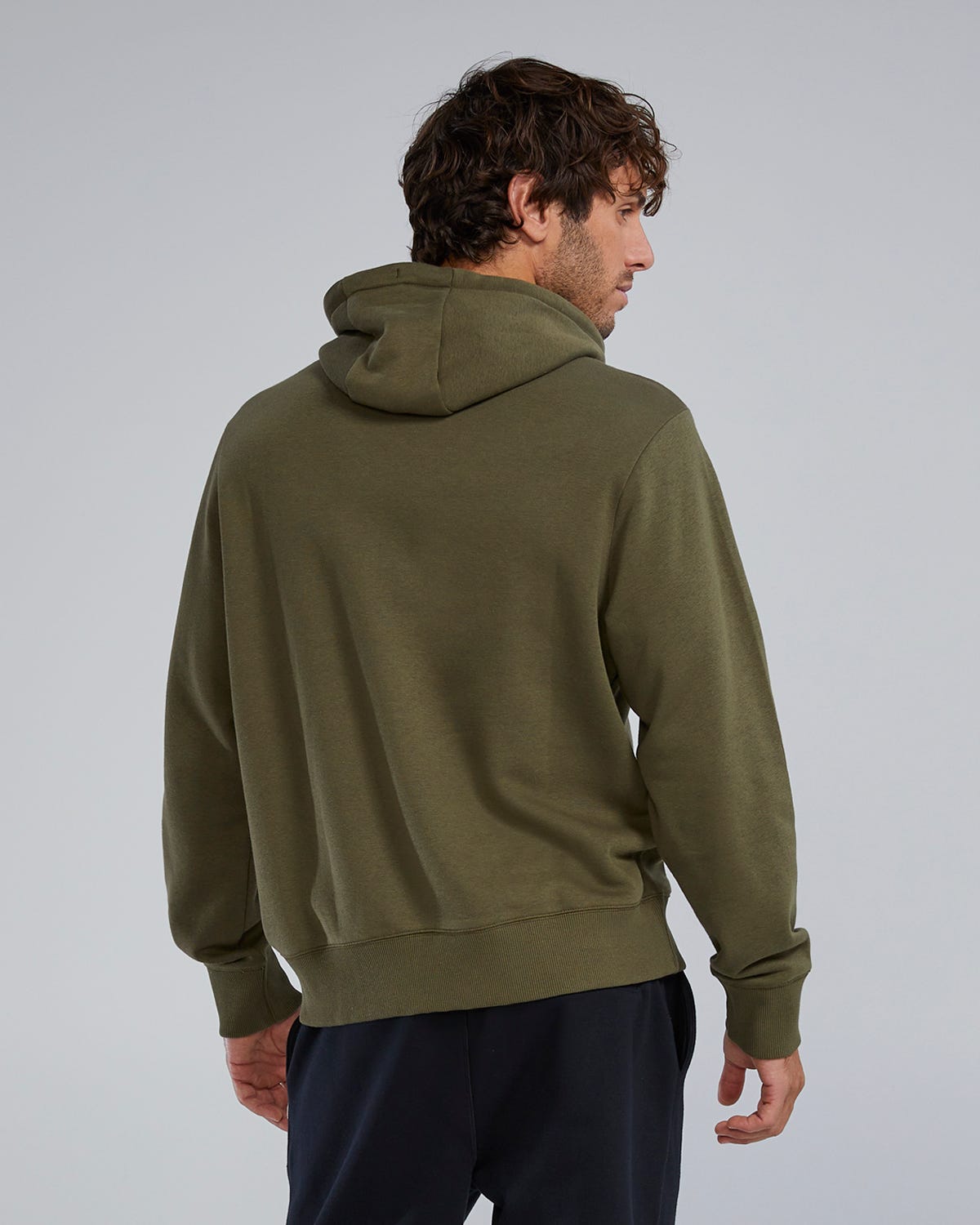 ::932 Olive Night