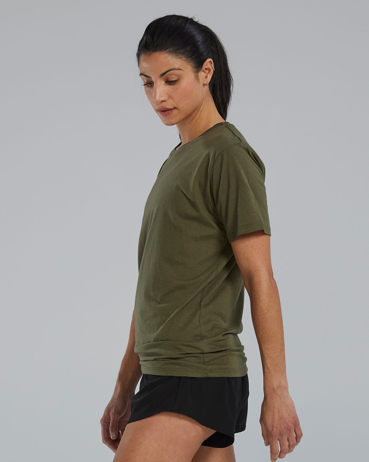 ::932 Olive Night