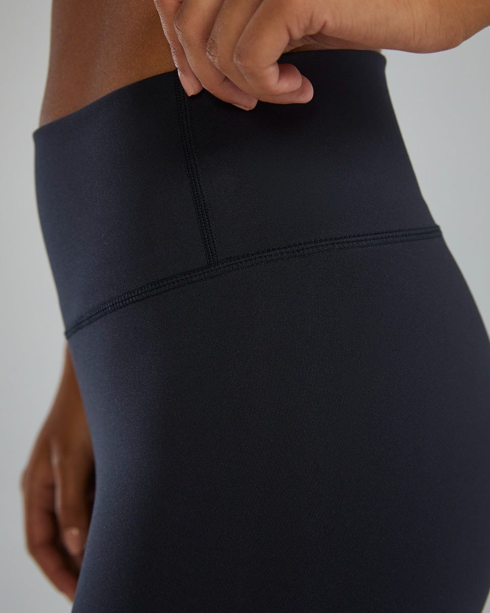 ::001 Black