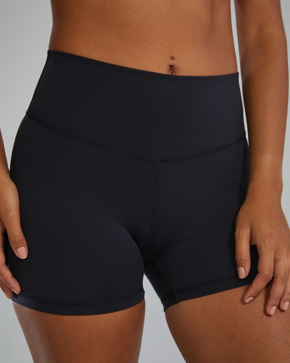 ::001 Black