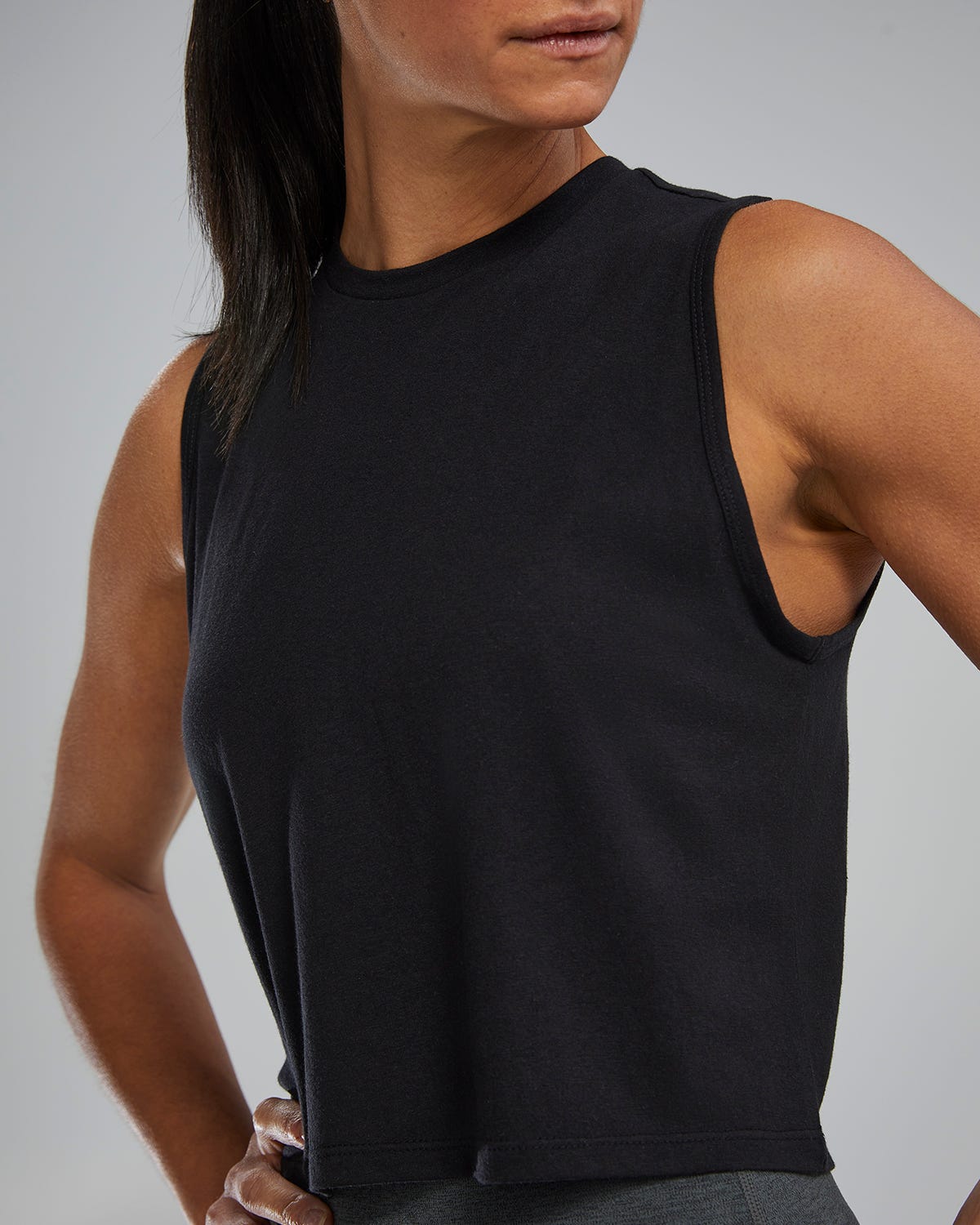 ::001 Black