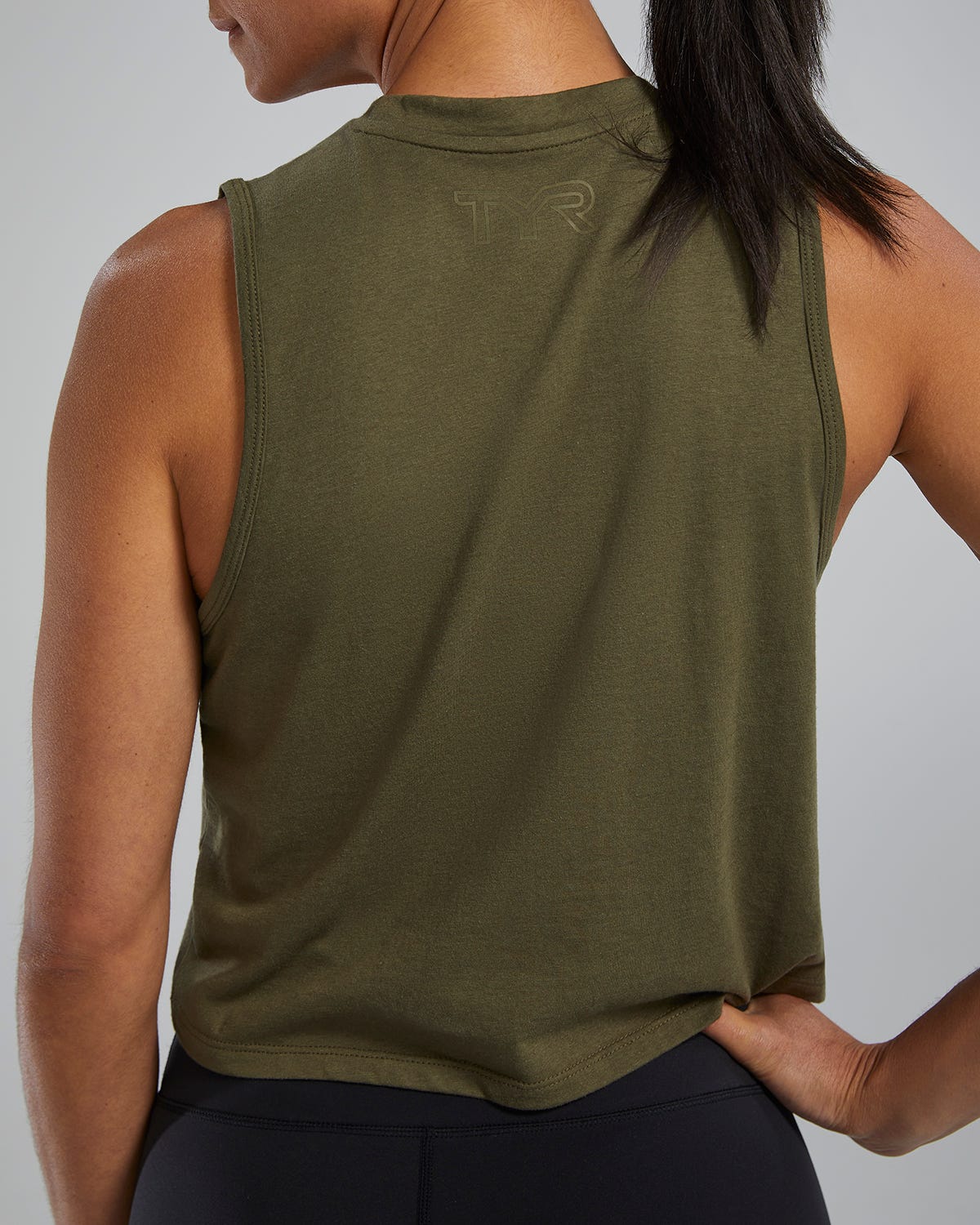 ::932 Olive Night
